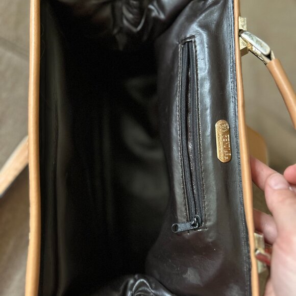 Vintage Fendi Purse (medium) - Picture 5 of 7